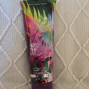 Bath & Body Works Into the Wild Body Cream - Vibrant Multicolor